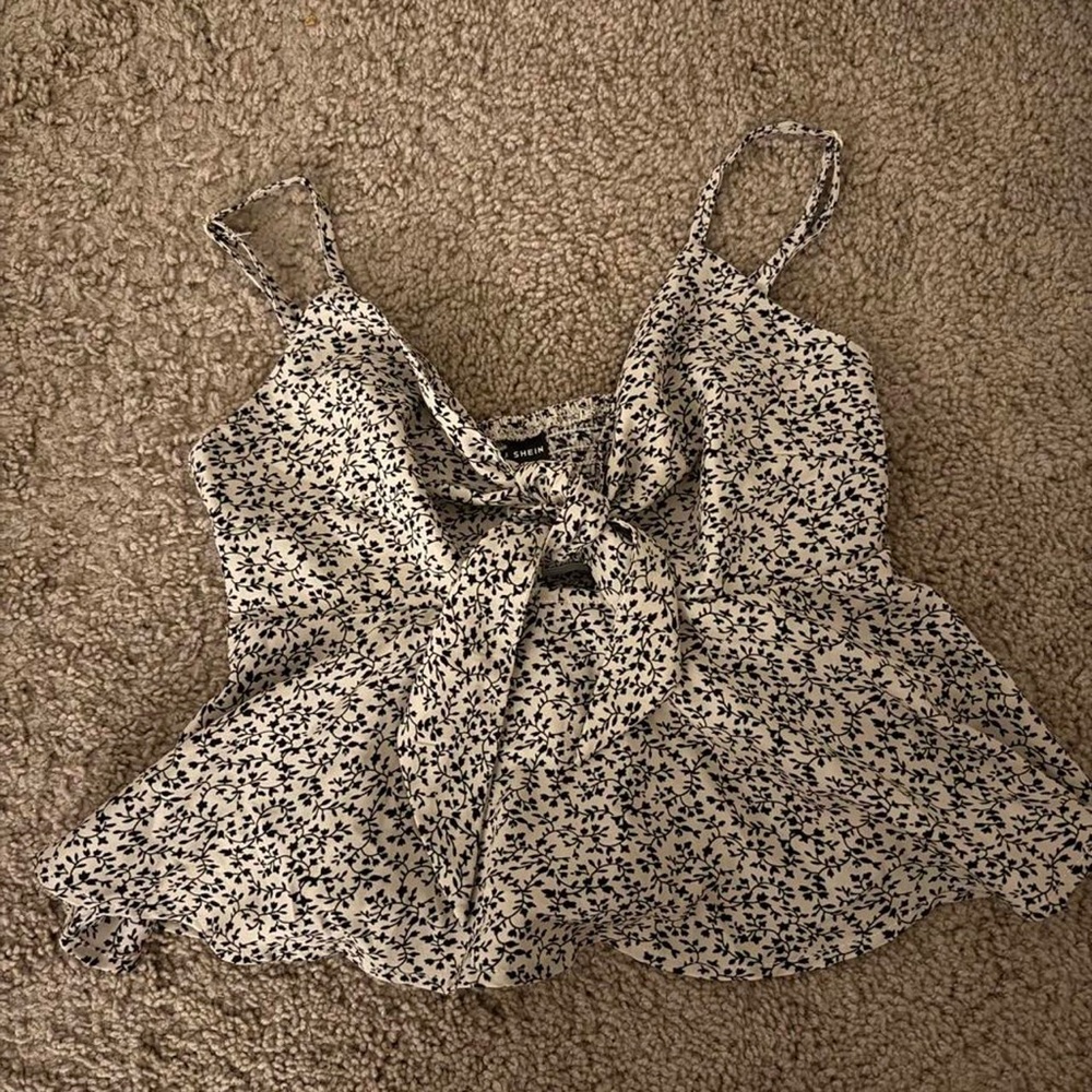 SHEIN White Floral Tie-Front Spaghetti Strap Camisole